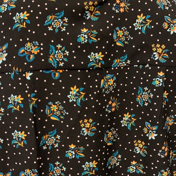 Cabi Whimsy Blouse - Picture 2 of 5